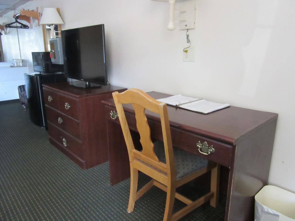 Econo Lodge Pooler - Savannah I-95 Екстер'єр фото
